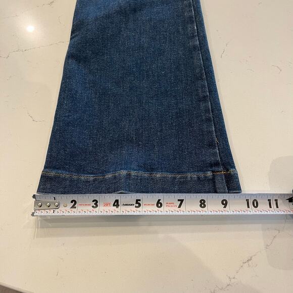NWT Spanx SPANXshape EveryWear Flare Jeans in Authentic Blue Size Small - Picture 12 of 12